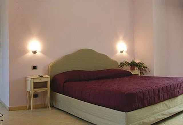 Hotel Langa In Cortemilia Luaran gambar
