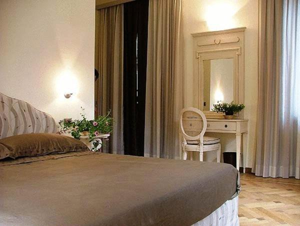 Hotel Langa In Cortemilia Luaran gambar